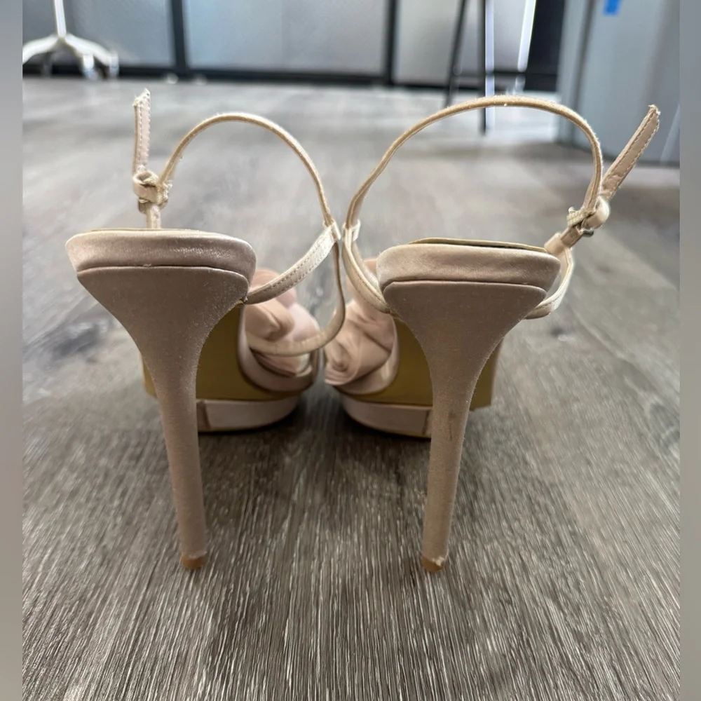 Never Worn Kate Preston Elegant Beige / Champagne Women's Floral Heels 7 1/2 - Picture 5 of 12